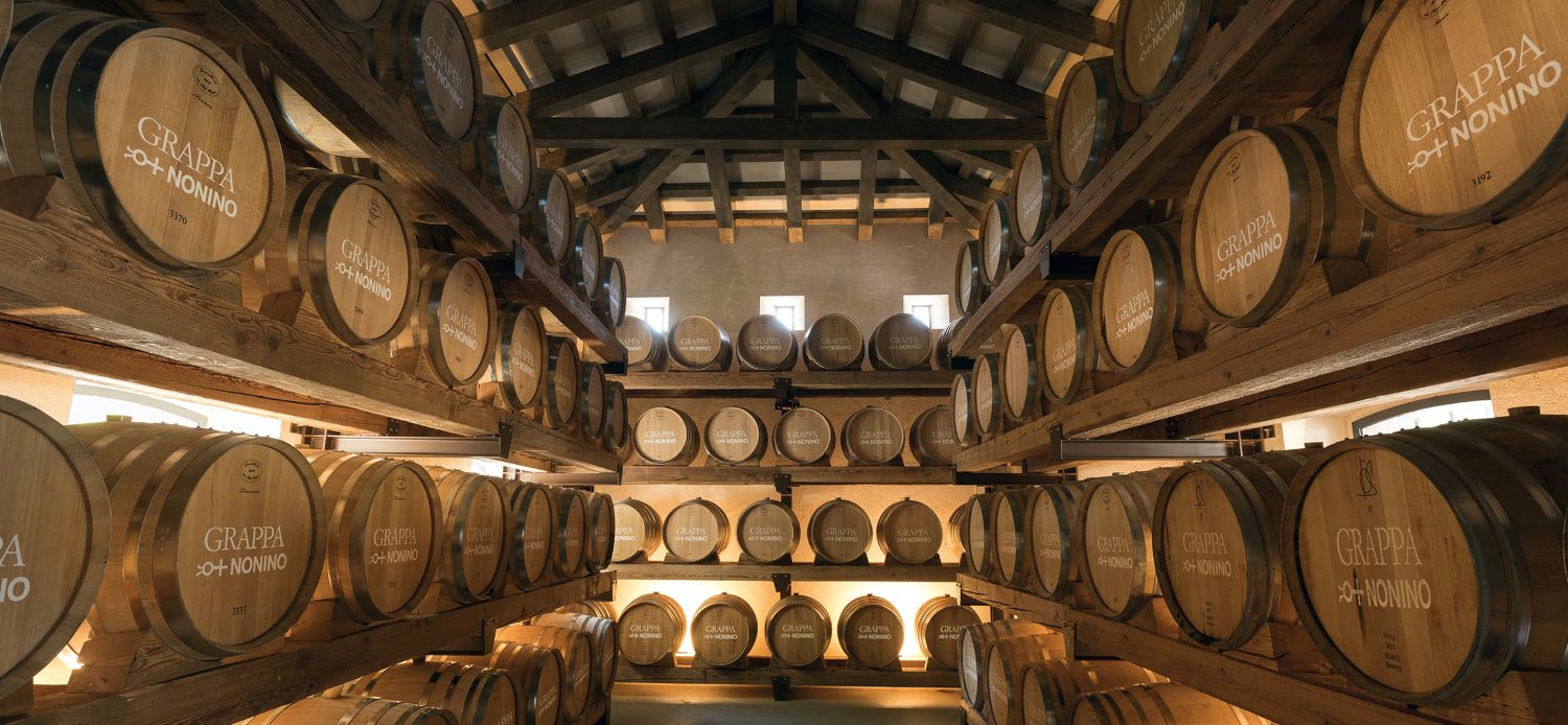 Cantine invecchiamento sotto sigillo (M.I.G.) Nonino con invecchiamento naturale 0% caramello